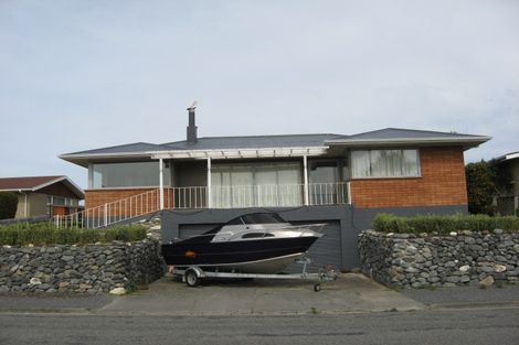 Photo of property in 17 Hastings Street, Kaikoura, 7300