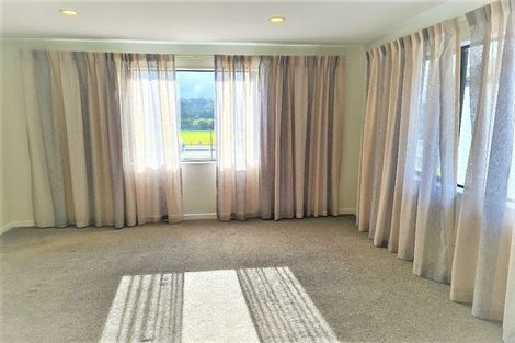 Photo of property in 50 Ashley Avenue, Long Bay, Auckland, 0630