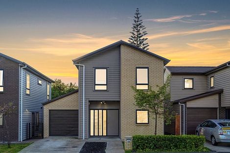 Photo of property in 18 Taiaapure Street, Weymouth, Auckland, 2103