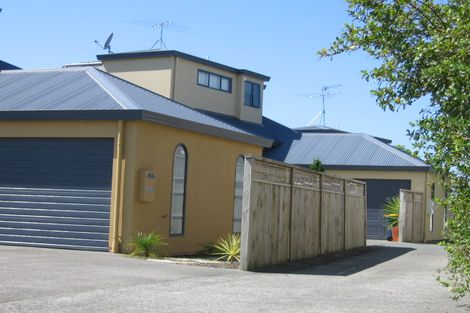 Photo of property in 1015b Beach Road, Torbay, Auckland, 0630