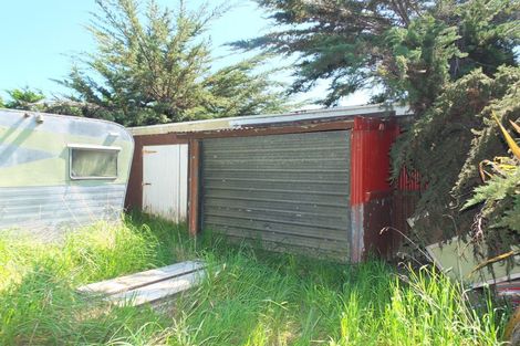 Photo of property in 4 Punga Street, Tangimoana, 4822
