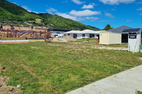 Photo of property in 49 Matenga Street, Waikanae, 5036