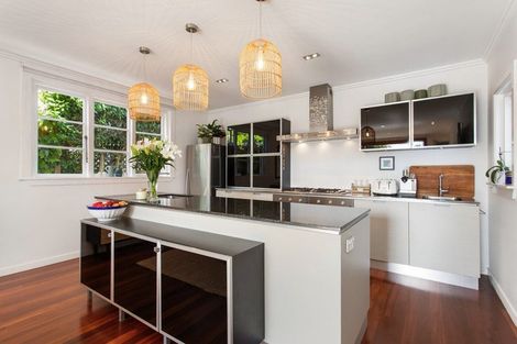 Photo of property in 90 Murray Place, St Albans, Christchurch, 8014