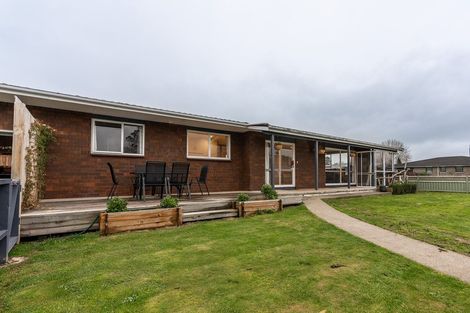 Photo of property in 37 Waterford Drive, Winton, 9720