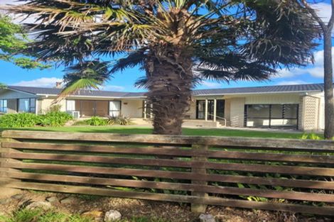 Photo of property in 45a Awhitu Central Road, Awhitu, Waiuku, 2684