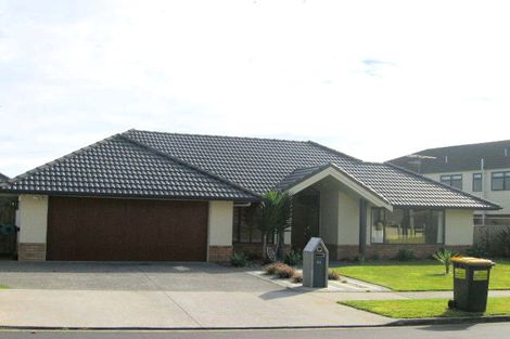 Photo of property in 41 Lansell Drive, East Tamaki Heights, Auckland, 2016