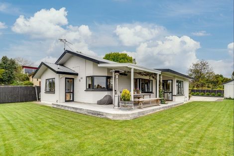 Photo of property in 15 Kopanga Road, Havelock North, 4130