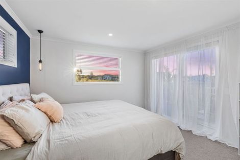 Photo of property in 17 Parkside Mews, Papamoa, 3118