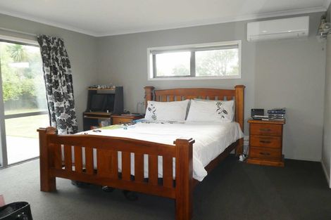 Photo of property in 16 Sweet Waters Place, Woolston, Christchurch, 8023