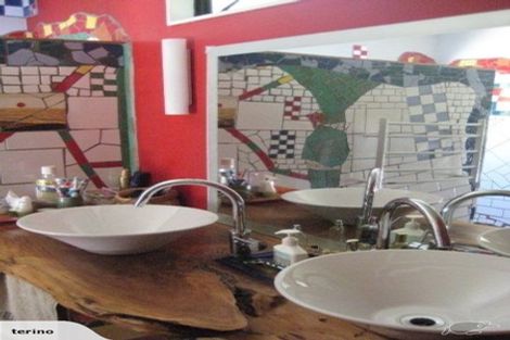 Photo of property in 50 Lone Kauri Road, Karekare, New Lynn, 0772