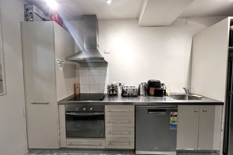 Photo of property in Vespa Apartments, 204/20 Hanson Street, Mount Cook, Wellington, 6021