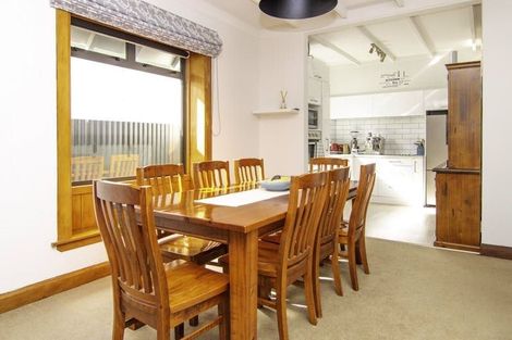 Photo of property in 12 Napier Road, Terrace End, Palmerston North, 4410