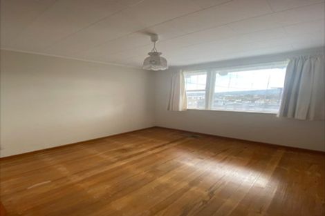 Photo of property in 4 Bella Grove, Naenae, Lower Hutt, 5011