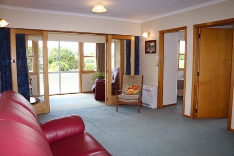 Photo of property in 44 Hillary Street, Winton, 9720