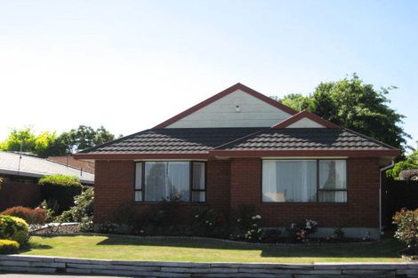 Photo of property in 28 Westgrove Avenue, Avonhead, Christchurch, 8042