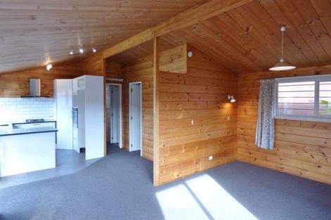 Photo of property in 43 Charlotte Street, Stanmore Bay, Whangaparaoa, 0932