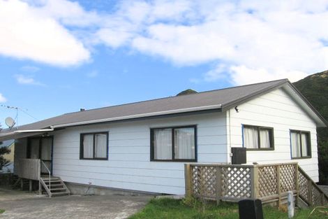 Photo of property in 97 Thurleigh Grove, Karori, Wellington, 6012