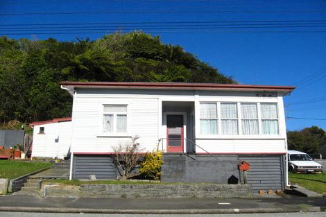 Photo of property in 24 Murray Street, Greymouth, 7805