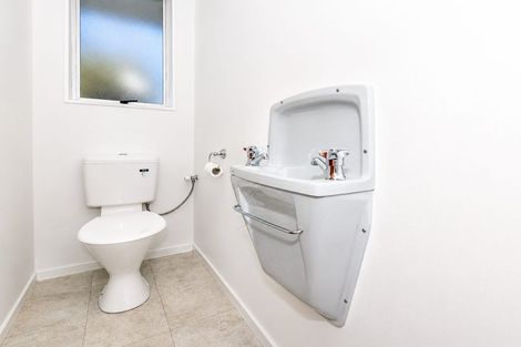 Photo of property in 38 Norfolk Crescent, Otaki Beach, Otaki, 5512