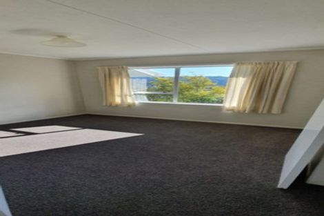 Photo of property in 16 Tyrone Grove, Wainuiomata, Lower Hutt, 5014