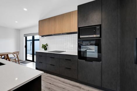 Photo of property in 20a Turakina Street, Merrilands, New Plymouth, 4312