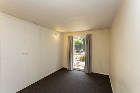 Photo of property in 8 Wadeley Road, Ilam, Christchurch, 8041