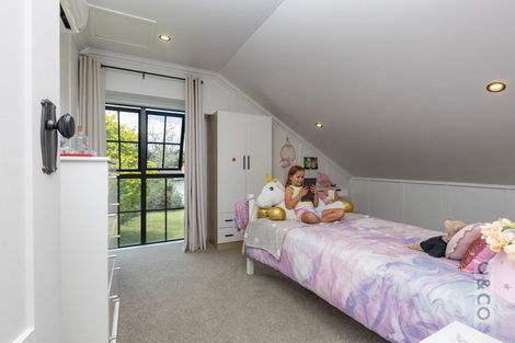 Photo of property in 855 State Highway 16, Waimauku, 0812