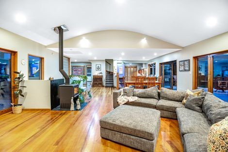 Photo of property in 13 Haunui Road, Pukerua Bay, 5026