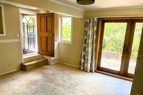 Photo of property in 2 Springfield Terrace, Kelburn, Wellington, 6012