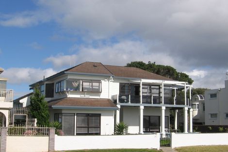 Photo of property in 67 Marine Parade, Mount Maunganui, 3116