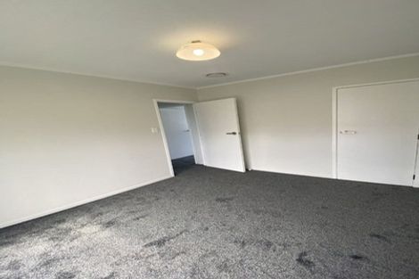 Photo of property in 1/55 Fruitvale Road, New Lynn, Auckland, 0600