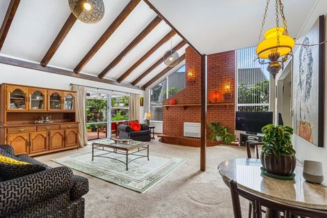 Photo of property in 58 Highbury Drive, Levin, 5510