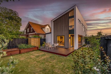 Photo of property in 4/177 Edgeware Road, Edgeware, Christchurch, 8013