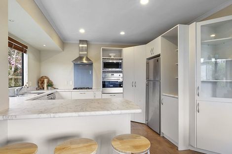 Photo of property in 15a Marchant Place, Westown, New Plymouth, 4310