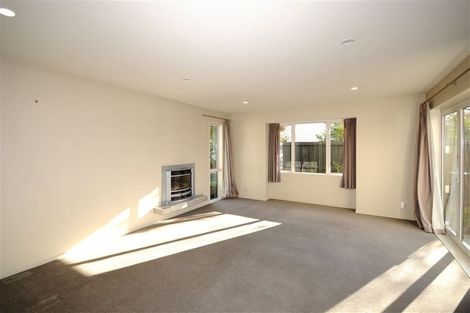 Photo of property in 252 Edgeware Road, Edgeware, Christchurch, 8013