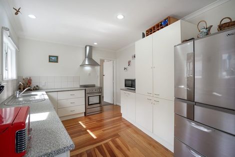 Photo of property in 222 Vogel Street, Roslyn, Palmerston North, 4414