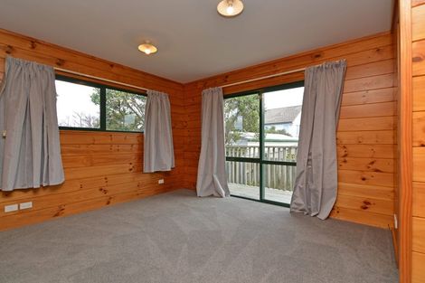 Photo of property in 74a Guadeloupe Crescent, Grenada Village, Wellington, 6037