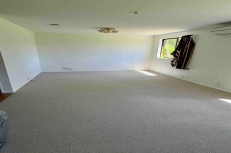 Photo of property in 3 Hastings Grove, Wainuiomata, Lower Hutt, 5014