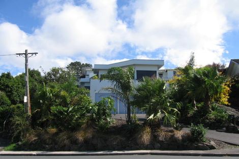 Photo of property in 1/846 Beach Road, Torbay, Auckland, 0630