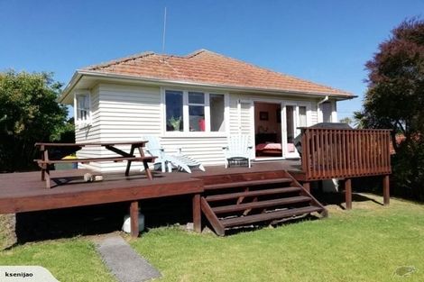 Photo of property in 10 Regent Street, Devonport, Auckland, 0624