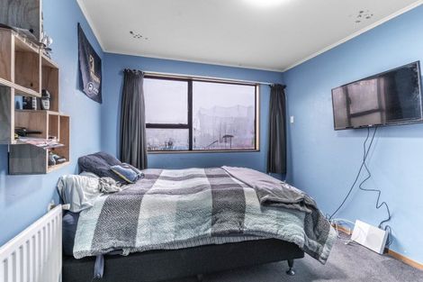 Photo of property in 8 Calder Place, Winton, 9720