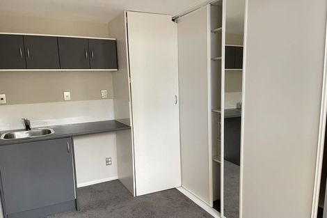 Photo of property in 1 Orion Place, Hillcrest, Auckland, 0627