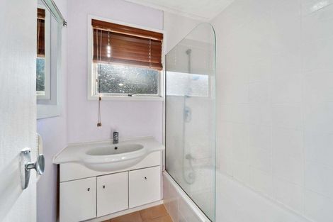 Photo of property in 2/21 Glamorgan Drive, Torbay, Auckland, 0630