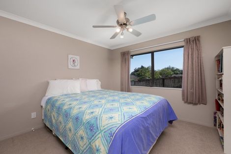 Photo of property in 18 Discovery Avenue, Welcome Bay, Tauranga, 3112