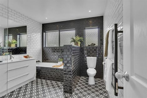 Photo of property in 169 Soleares Avenue, Mount Pleasant, Christchurch, 8081