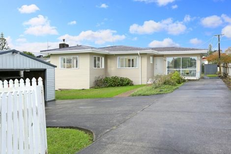 Photo of property in 57 Mcleod Road, Te Atatu South, Auckland, 0610