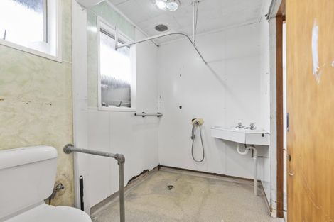 Photo of property in 12b Poutini Place, Manurewa, Auckland, 2102