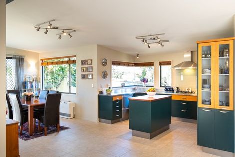 Photo of property in 1 Palmbrook Avenue, Havelock North, 4130