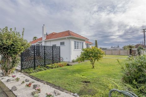 Photo of property in 15 Reeve Street, Levin, 5510