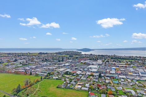 Photo of property in 46 Tania Crescent, Western Heights, Rotorua, 3015